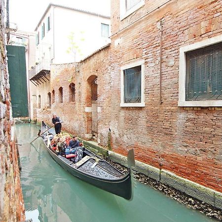Gondola View Apartment Venedig Exteriör bild