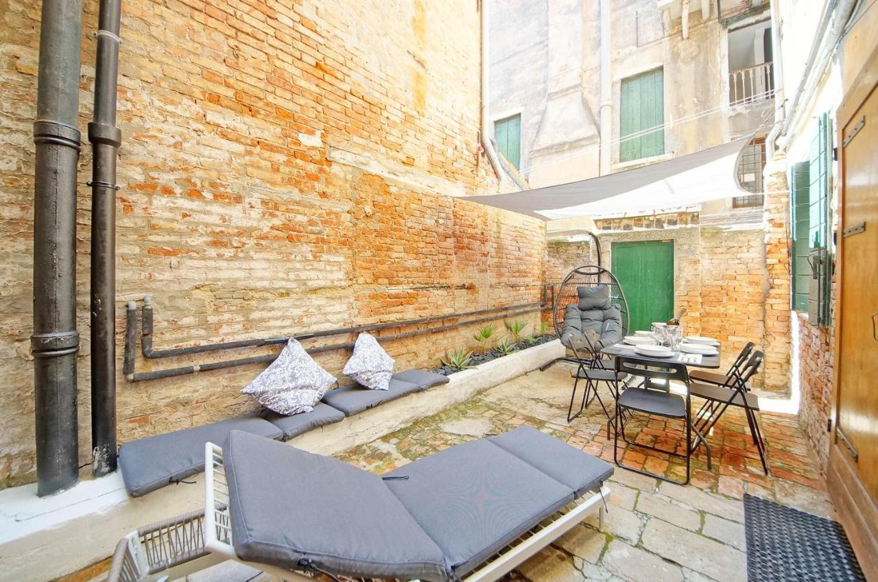 Gondola View Apartment Venedig Exteriör bild