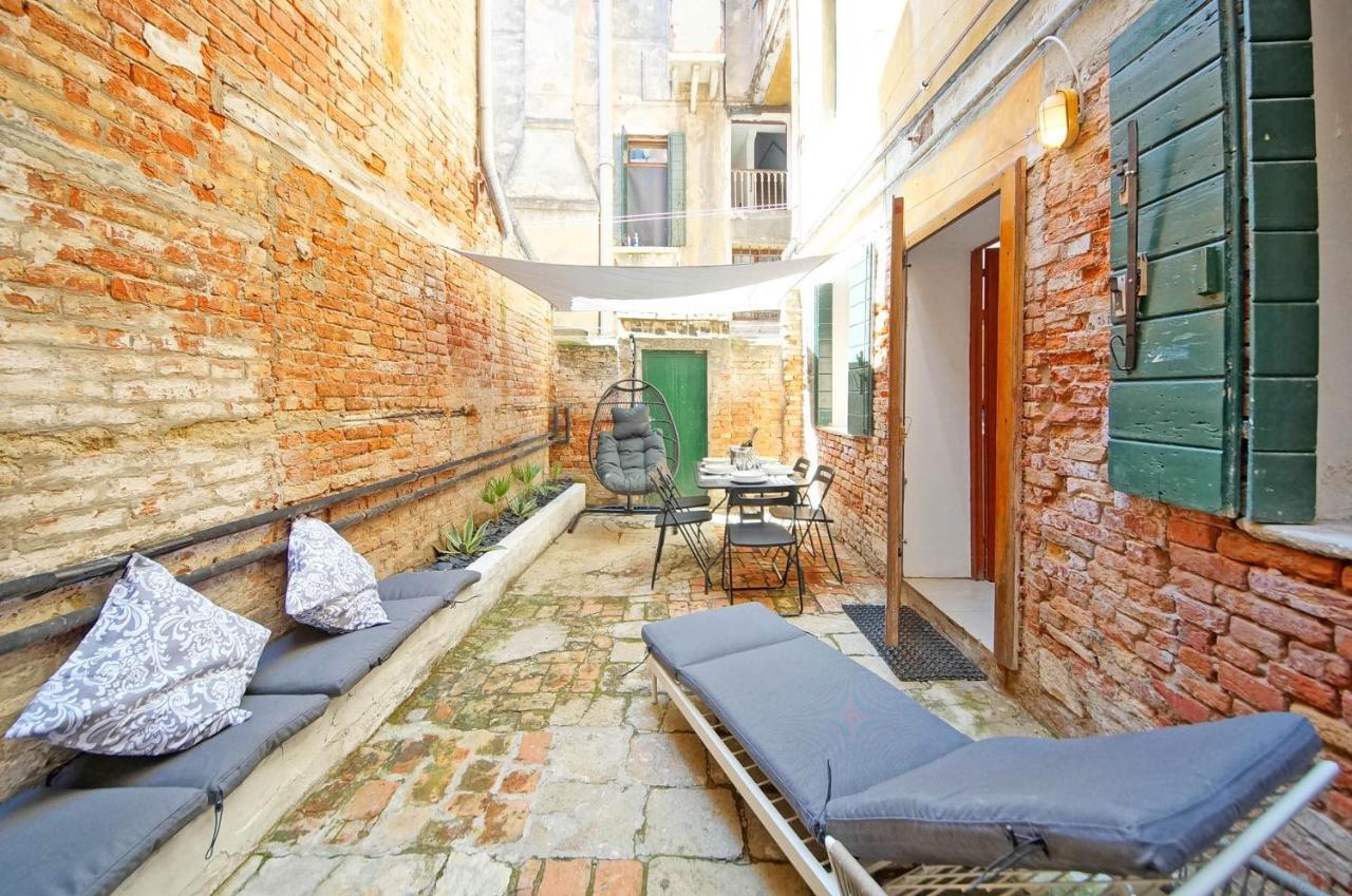 Gondola View Apartment Venedig Exteriör bild