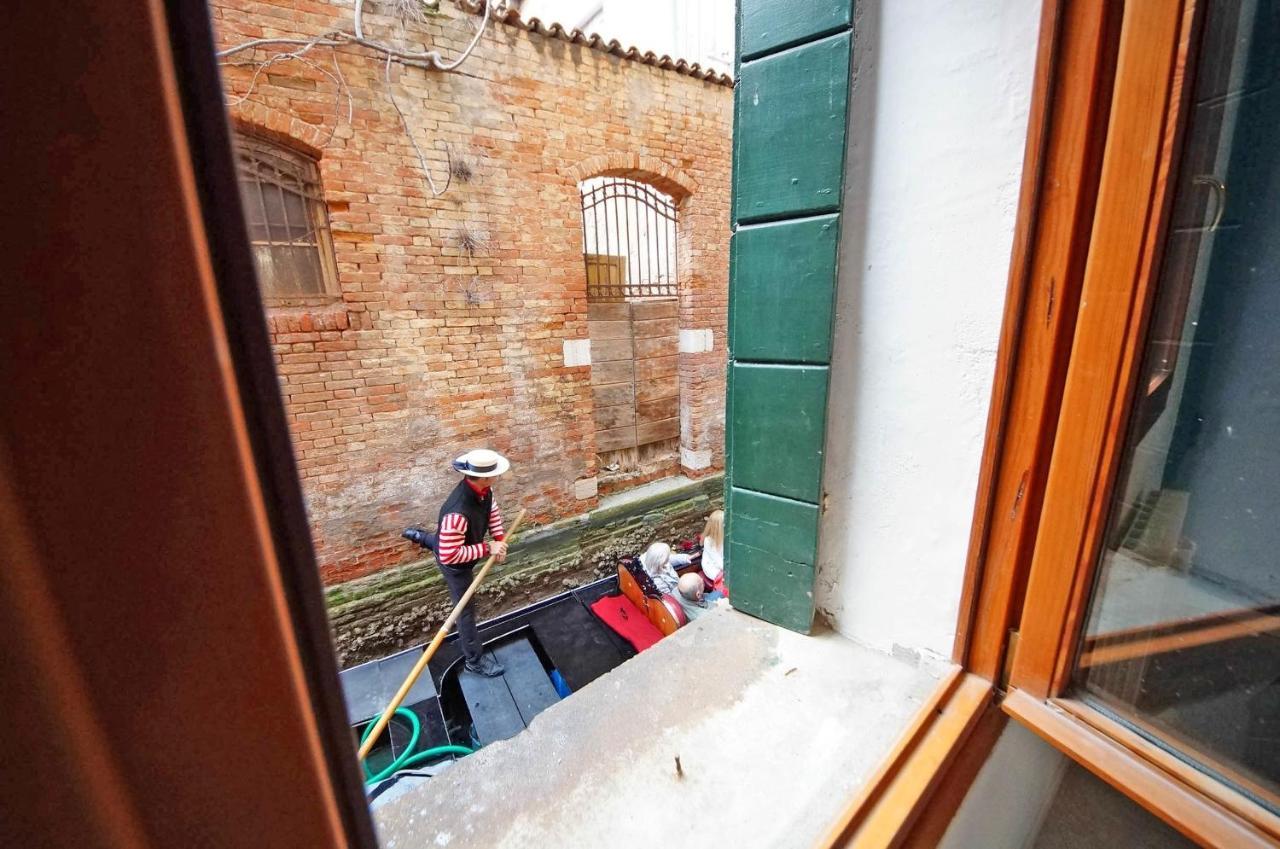 Gondola View Apartment Venedig Exteriör bild